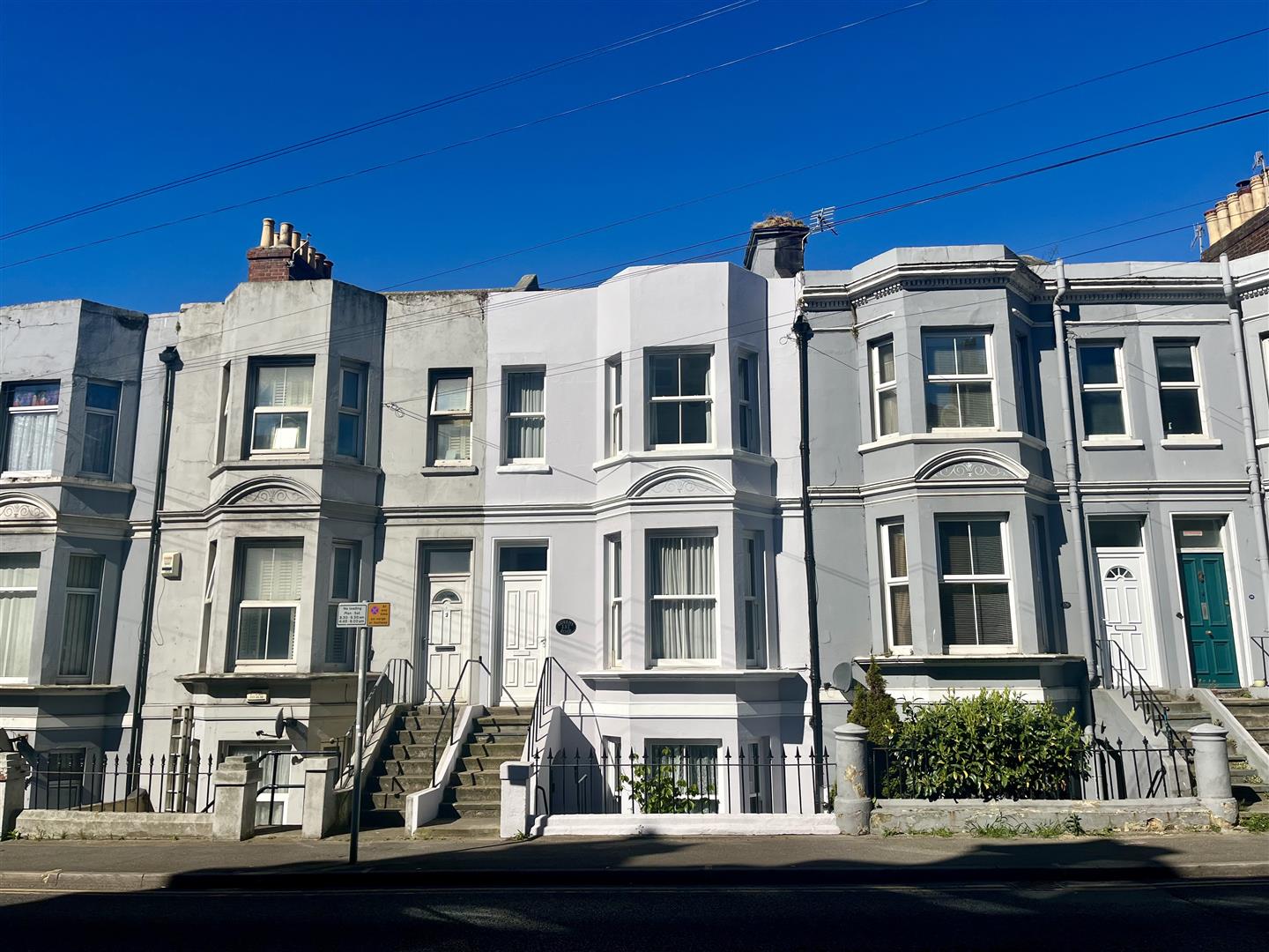 4 bed property in Queens Road, Hastings